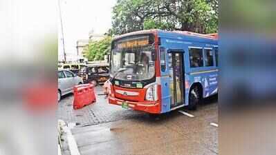 BEST Diverts 43 Bus Routes; Suburban Trains Run Normally Amid Rains