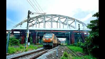  new three-lane Edappally Railway Overbridge set to open by Sept