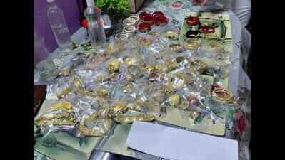 Gold ornaments worth Rs 4.4cr seized from Sabyasachi aide’s home