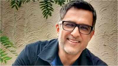 'The theme of displacement and search': Sanjay Suri opens up about his personal connect with 'Main Vaapas Aaunga'