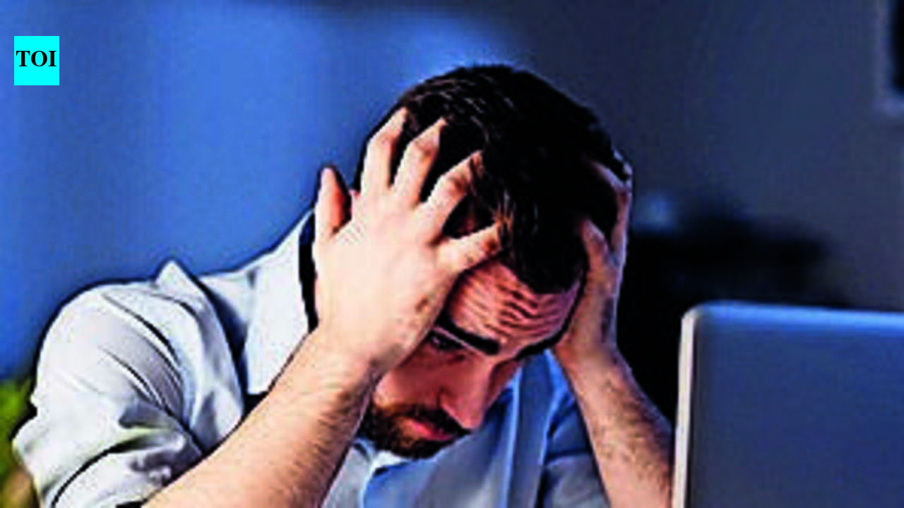 Long commutes, late nights, skipped meals: Bengaluru’s daily routine triggering migraine attacks
