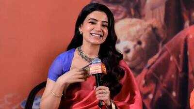 samantha-ruth-prabhu-blushes-as-she-confirms-pregnancy-at-maa-inti-bangaaram-success-meet.jpg