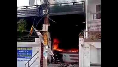 Fire breaks out at stationery shop, none injured