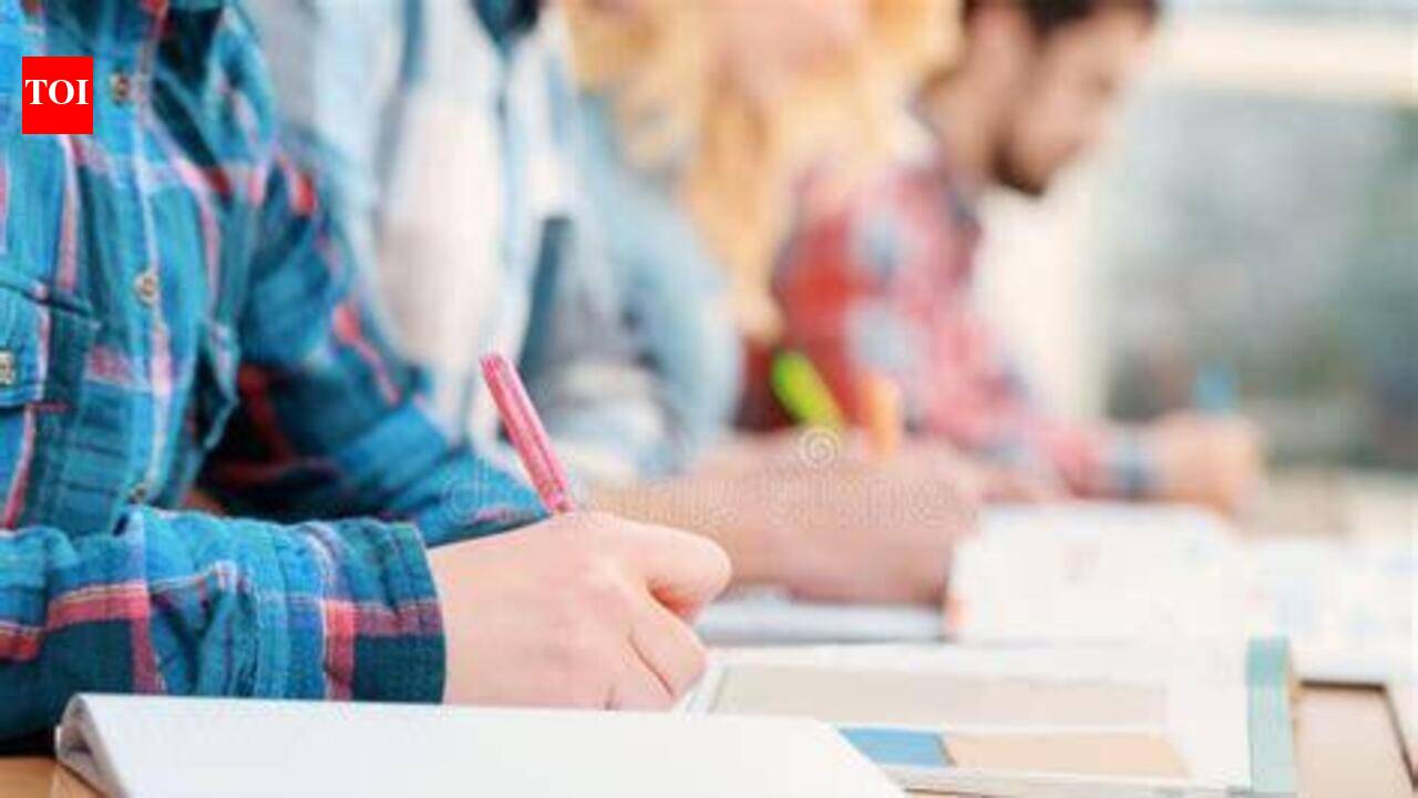 CBSE Class 12 revaluation: Students see gains in select subjects, physics scores largely unchanged in Kochi