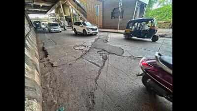 Pothole complaints pour in to PMC as rains begin; civic repair and maintenance system criticised