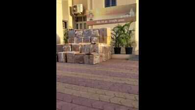 Bid to smuggle medicines to Gulf foiled
