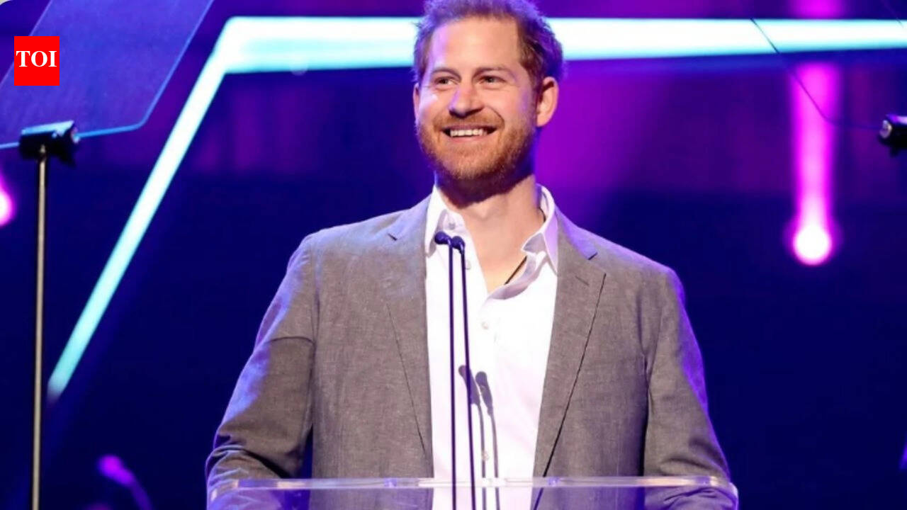 Prince Harry and Prince William's ex-private secretary avoids feud talk: 'I was and am very fond of him'