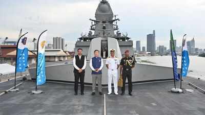  Eastern Fleet warships in Vietnam to deepen defence ties
