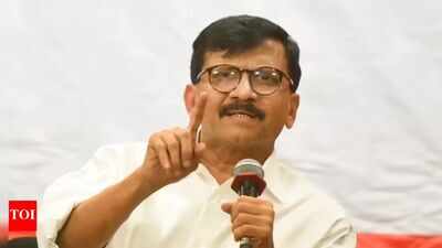 Sanjay Raut urges Mumbai police to book Sena MP Sanjay Dina Patil under UAPA for 'bomb' remarks