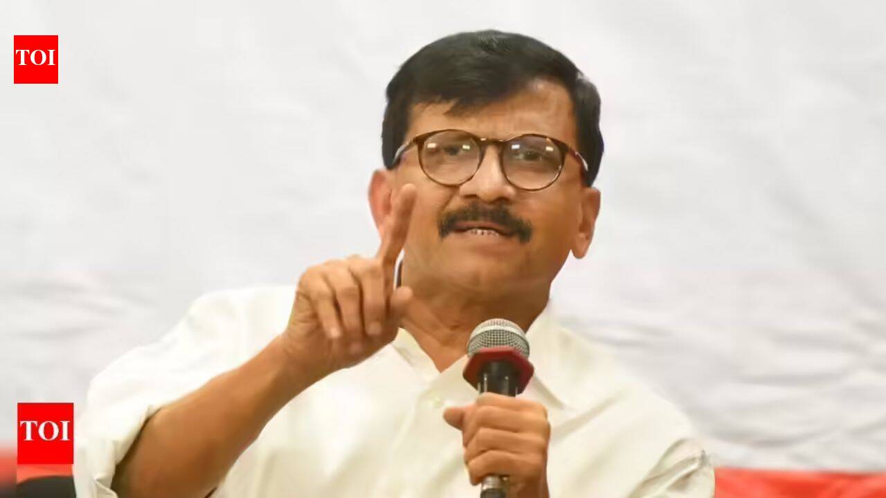 Sanjay Raut urges Mumbai police to book Sena MP Sanjay Dina Patil under UAPA for 'bomb' remarks