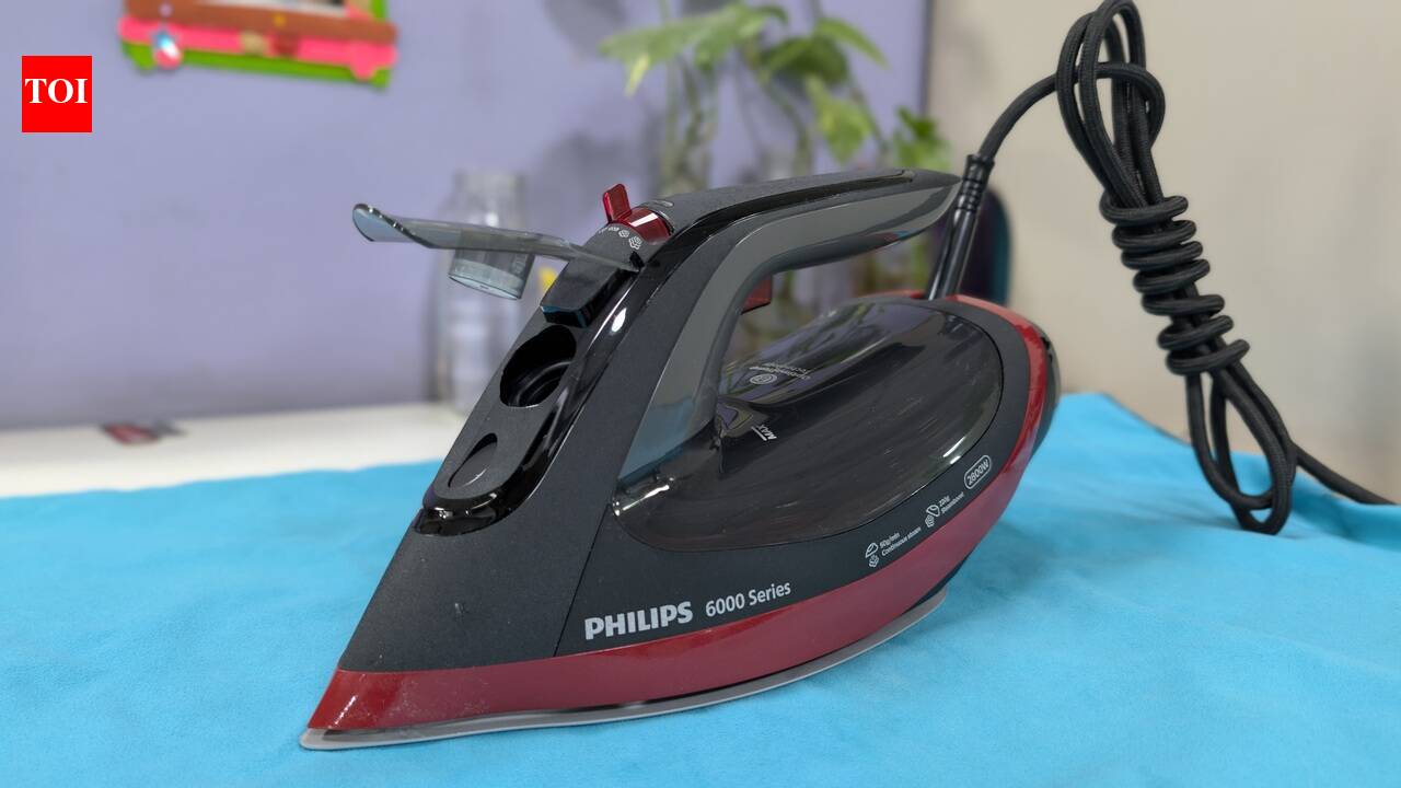 Philips DST6130/40 steam iron review: The iron that lets you stop worrying about burns