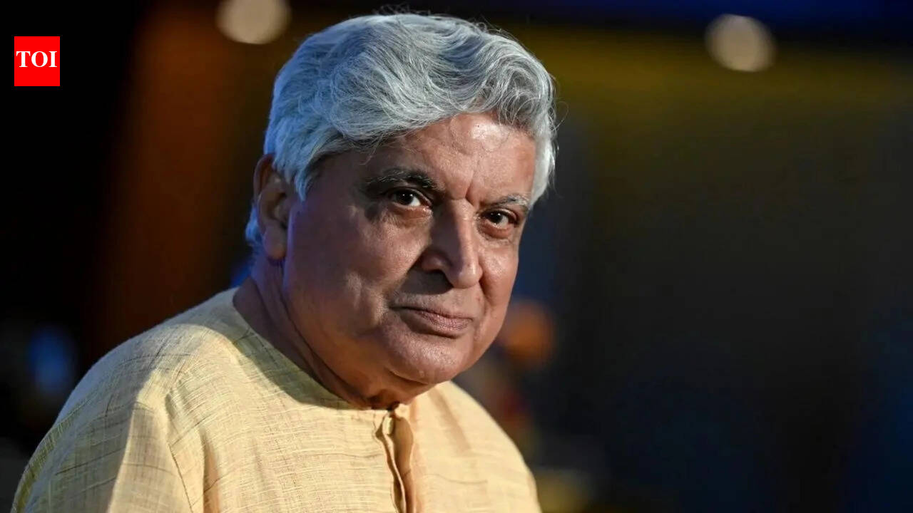 Javed Akhtar calls MEA's 'passport is not proof of citizenship' remark ABSURD, raises illegal immigration concern
