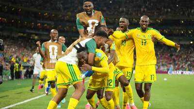  South Africa reach knockouts for first time after edging South Korea