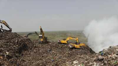 Fire breaks out at Gurgaon's Bandhwari landfill, second fire this summer