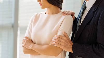 Psychology says the habit of over-apologizing is quietly training people to disrespect you