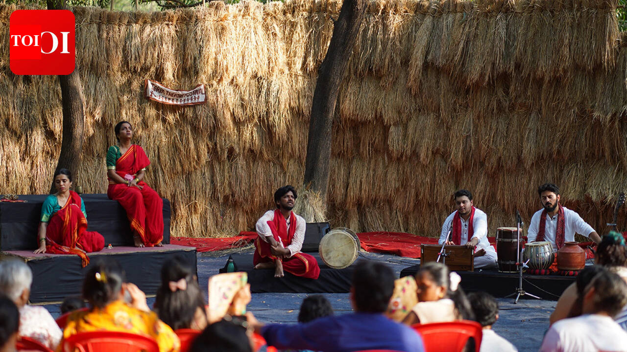 For this travelling theatre group from Maharashtra, all the world’s a stage