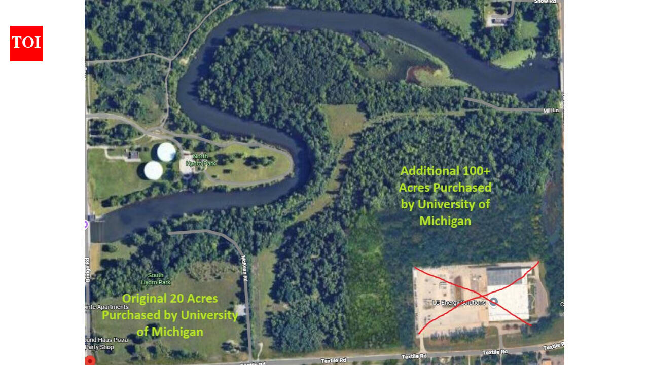 Fight against datacenter in Michigan has become so bitter that the Township treasurer resigned in tears and a photograph of Oracle datacenter inauguration ceremony were used to ...