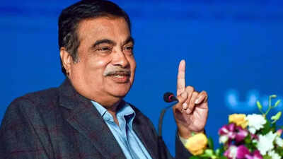 Nitin Gadkari pushes for direct Dubai, Singapore flights from Nagpur; position city as logistics, aviation hub