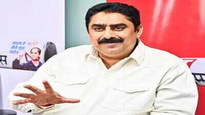 'I will kill you': Shiv Sena MP Sanjay Dina Patil, among 6 UBT defectors, abuses journalists; Shinde reacts