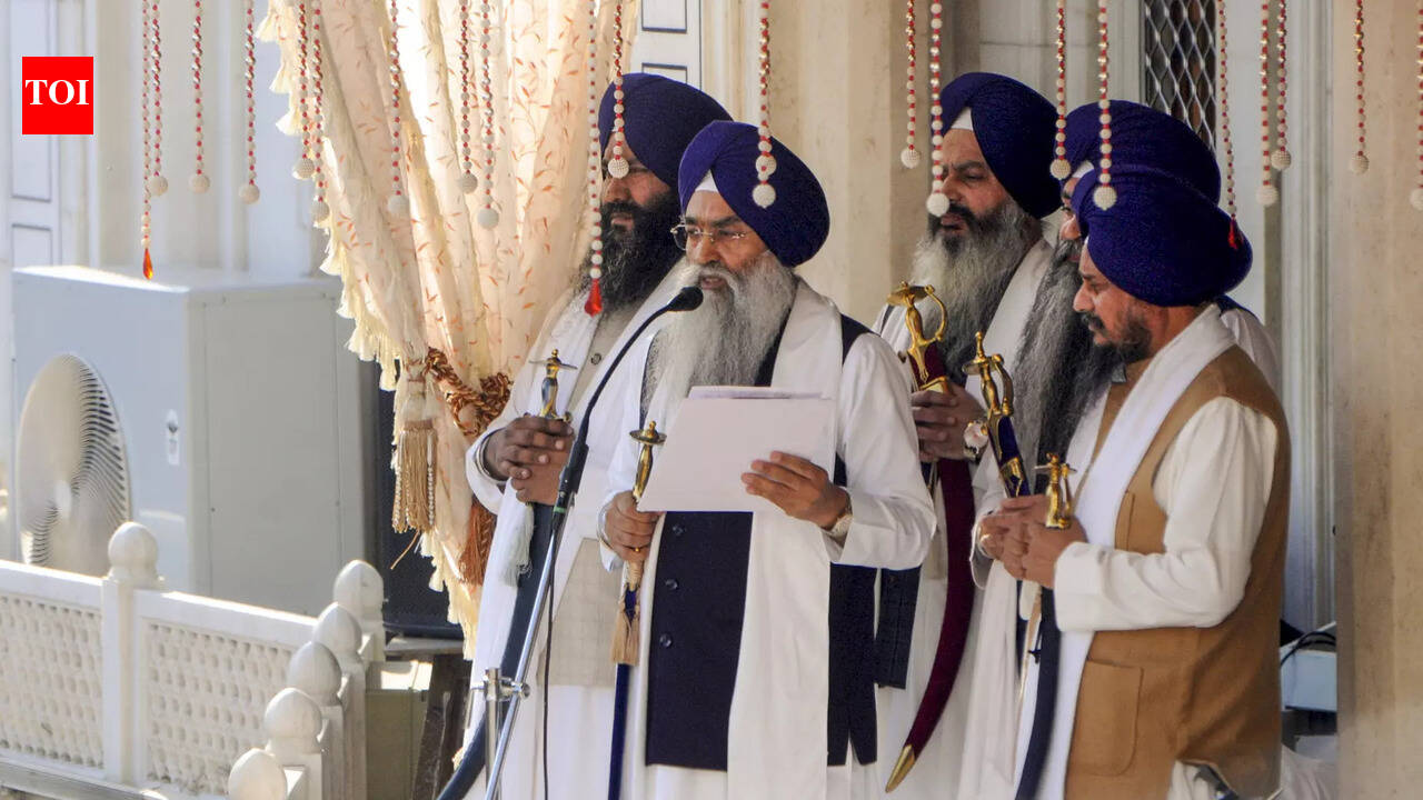 Akal Takht Secretariat reaches out to Sikh MLAs, ministers over Guru Granth Sahib Act amendment