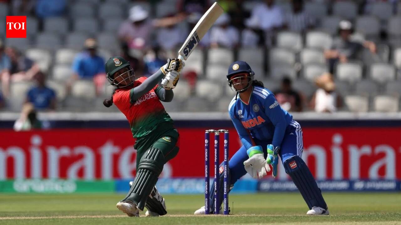 Slippery hands: India drop four catches in six overs as fielding woes continue
