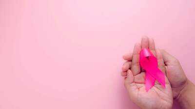 Doctor shares  very early signs of breast cancer that women should not ignore