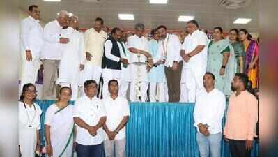 Congress flags voter list ‘deletions’, launches SIR awareness drive in Hubballi