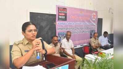 Police urge students not to fall prey to drug abuse