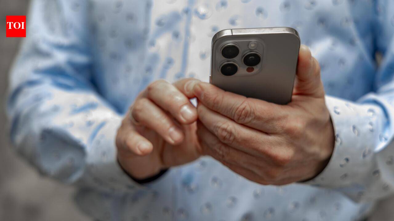 Date goes wrong: Bengaluru woman finds intimate videos online