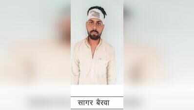 4 held, minor detained for killing man who objected to drinking outside shop
