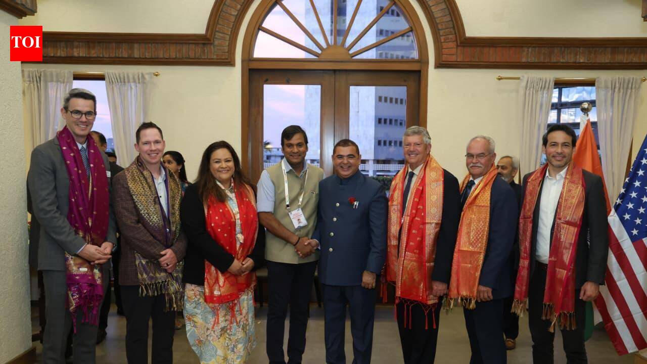 Utah senator says much in common, India &amp; US must learn from each other