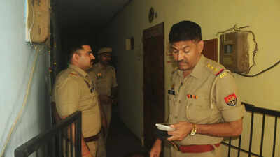 Day after tehrvi, ‘dead’ Ghaziabad man returns home