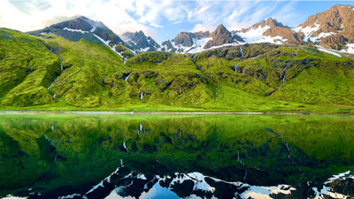 Alaska’s Aleutian Islands were lifted as one chain 5 to 7 million years ago, and the shift points to a rotating Pacific Plate that may have reshaped one of Earth’s most volatile island arcs
