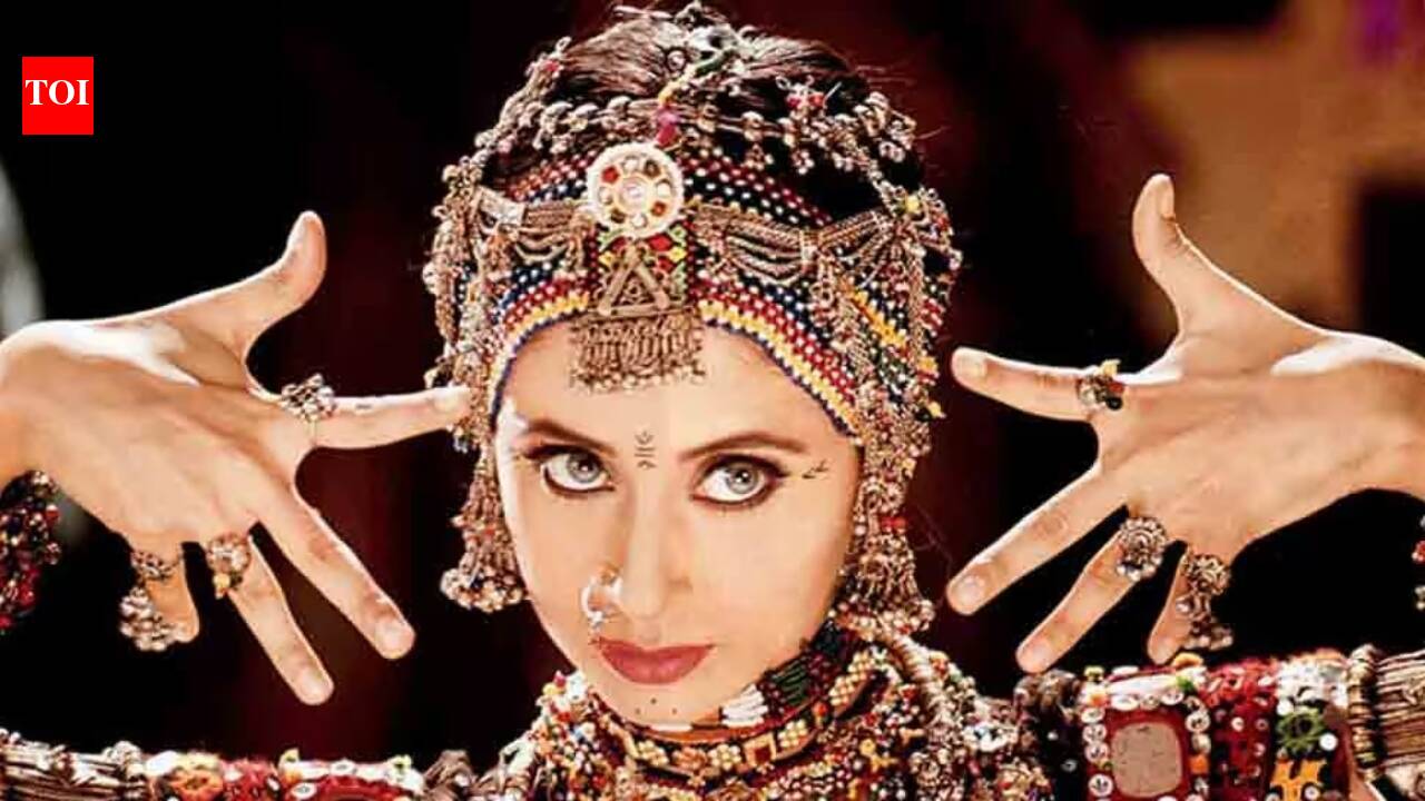 Urmila Matondkar opens up on initially refusing 'Chamma Chamma'; Says Raj Kumar Santoshi's vision convinced her