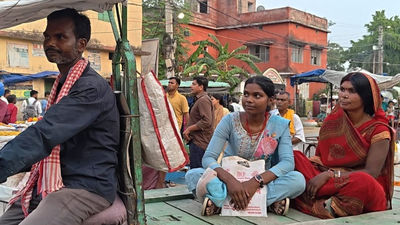 ‘You study, we’ll do...’: This man pulled a handcart from 4 AM every day; his daughter will now wear the Bihar Police uniform