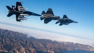 US eyes 2,000‑km air‑to‑air missile, poised to rewrite aerial warfare rules