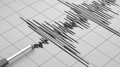6.5-magnitude earthquake strikes off southern Philippines
