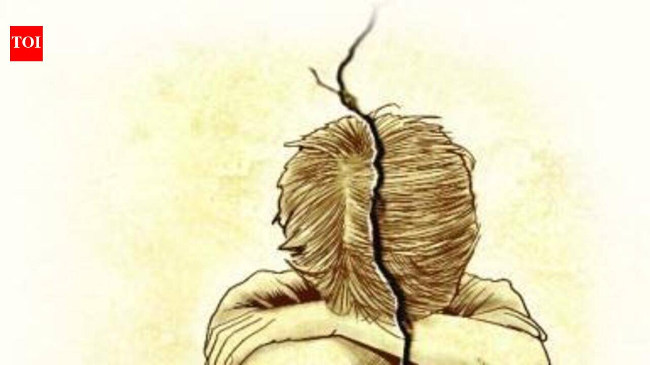 Toddler refuses to go to anganwadi, mom kicks her in chest in Panvel