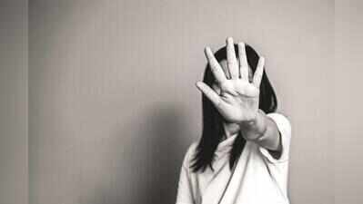 Four held for raping teen