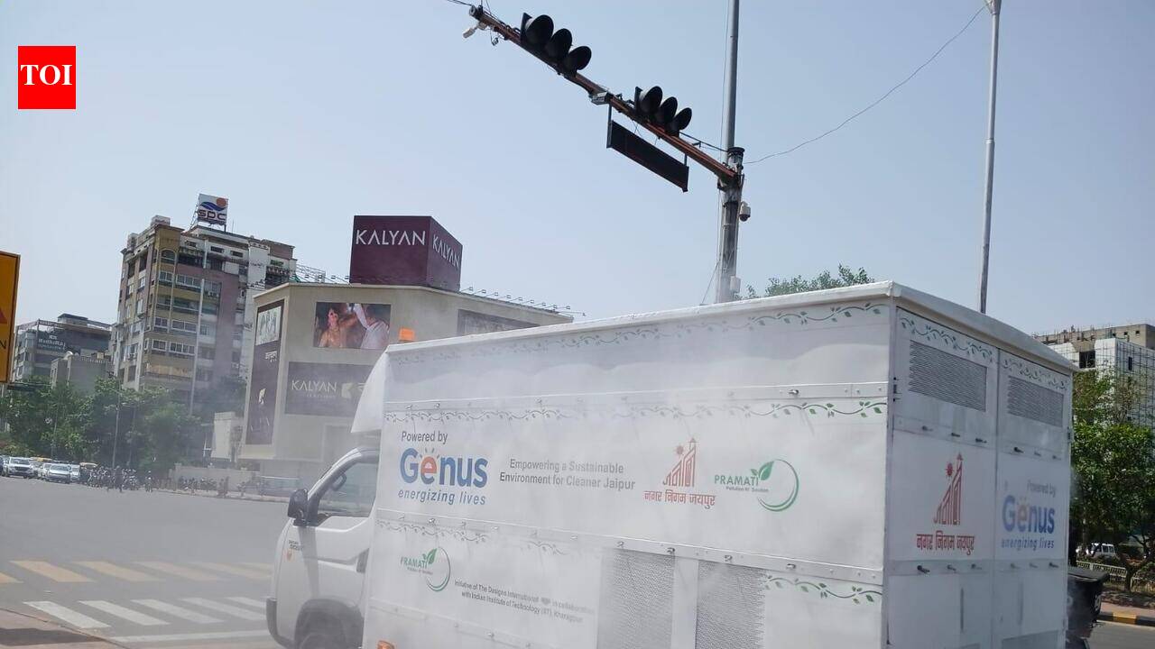 JMC rolls out air purifier vehicle to curb pollution