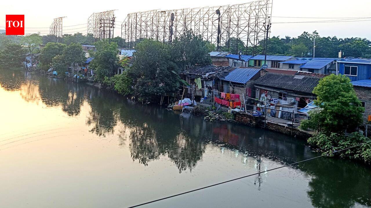 Soon, a state SOP to relocate Kestopur canal encroachers