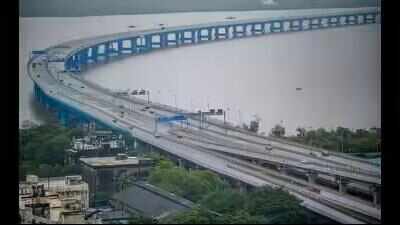 Heavy vehicles diverted on Belapur-Uran-Panvel road to reduce congestion