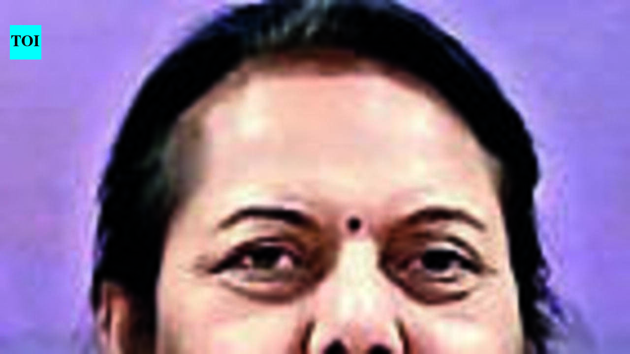 MLCs demand MCOCA against accused in Pune hooch tragedy