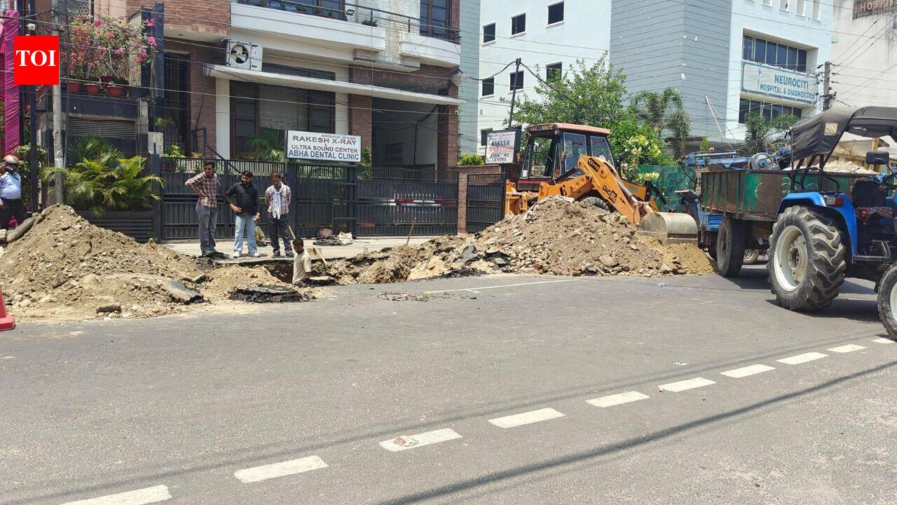 Ludhiana dropped no-trench plan, roads have been disappearing.