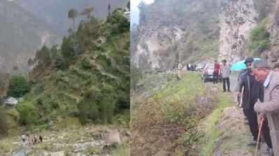 6 killed as pickup vehicle veers off road, plunges into gorge in Shimla's Rampur