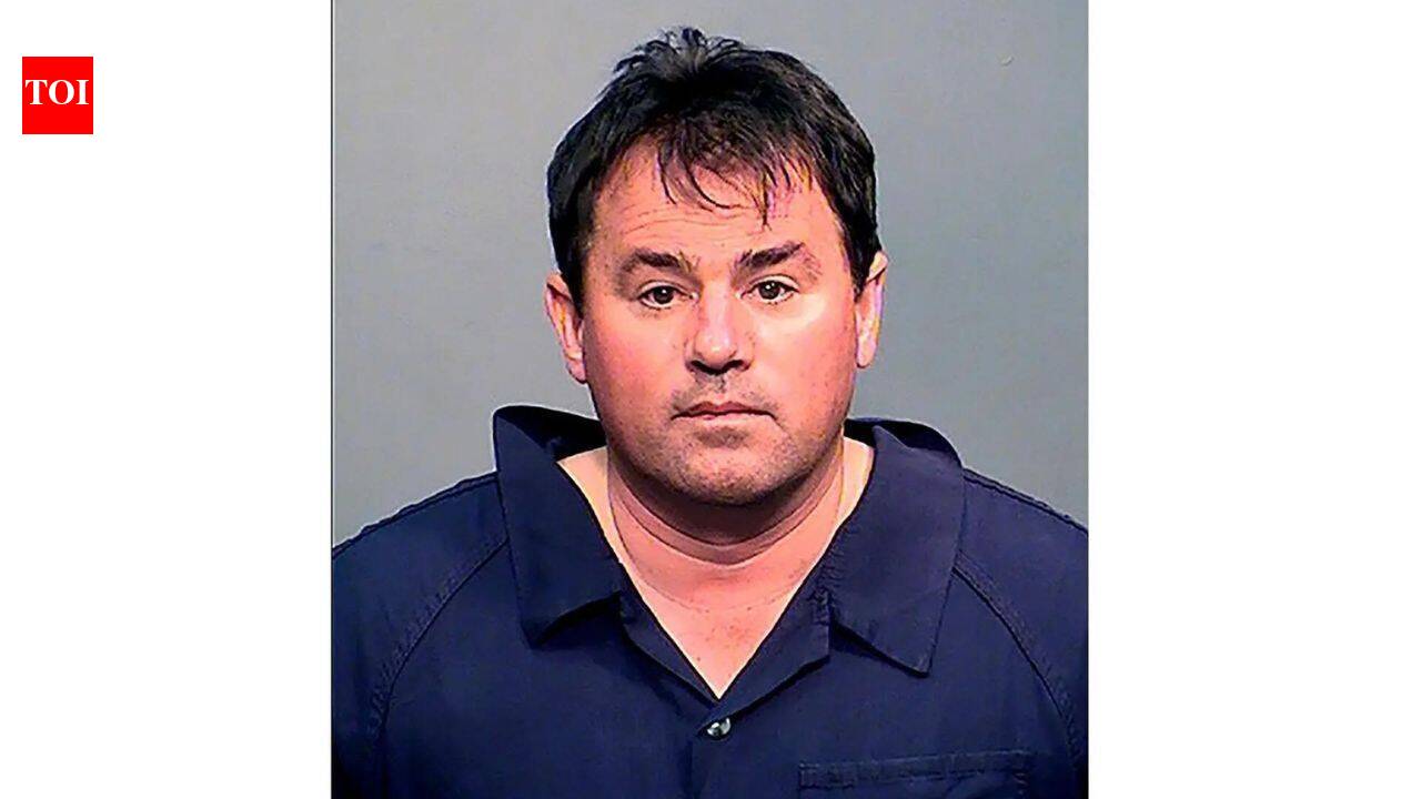 Polygamous sect leader, Bateman, convicted of child abuse after girls found trapped in Arizona trailer