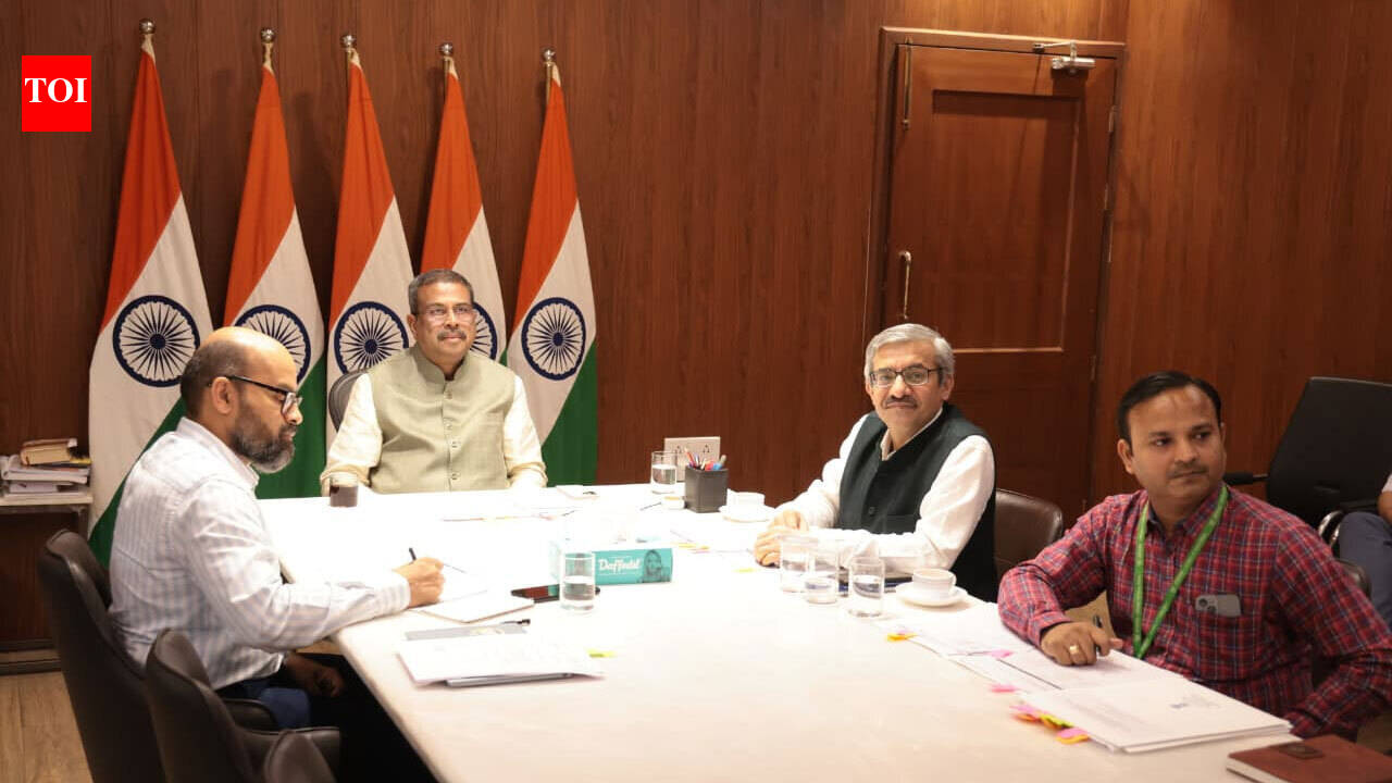 IIT Bombay, SUNY Old Westbury to collaborate on engineering education, research; Dharmendra Pradhan welcomes partnership
