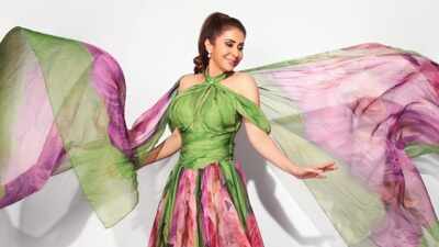 Urmila Matondkar recalls hilarious 'Mujhe Pyar Hua' memory; 'I kept looking for places to eat cheese'