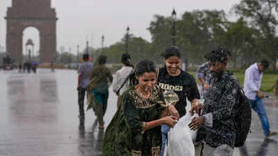  IMD warns of heavy to extremely heavy rain across several states