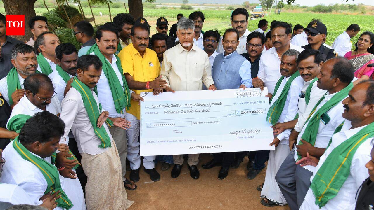 Naidu releases Rs 300 crore for Veligonda project oustees